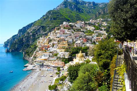 Positano da visitare: vita notturna e cosa fare.